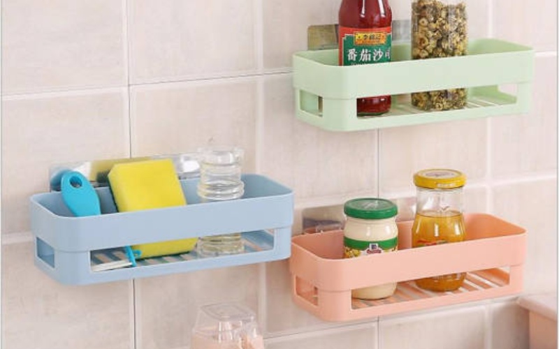 độ bền kệ dán tường nhà bếp