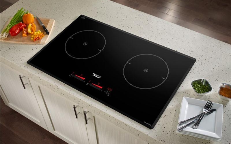 giá bếp điện từ của đức